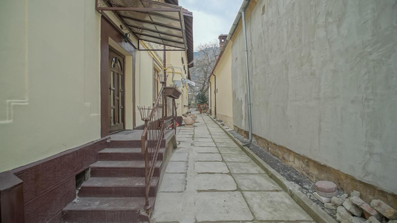 布拉索夫Oldtown Refuge公寓 外观 照片